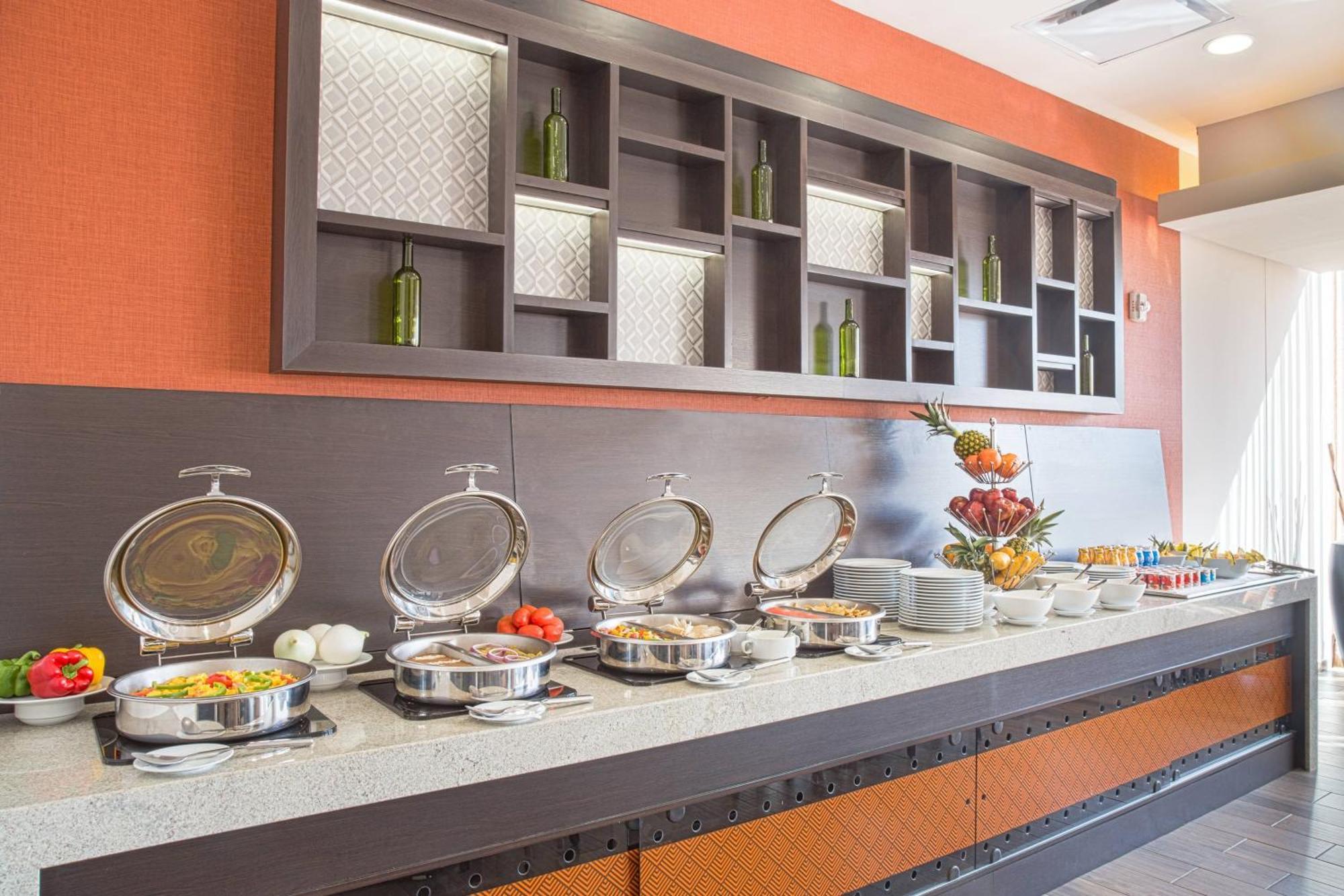 Courtyard By Marriott Saltillo Kültér fotó