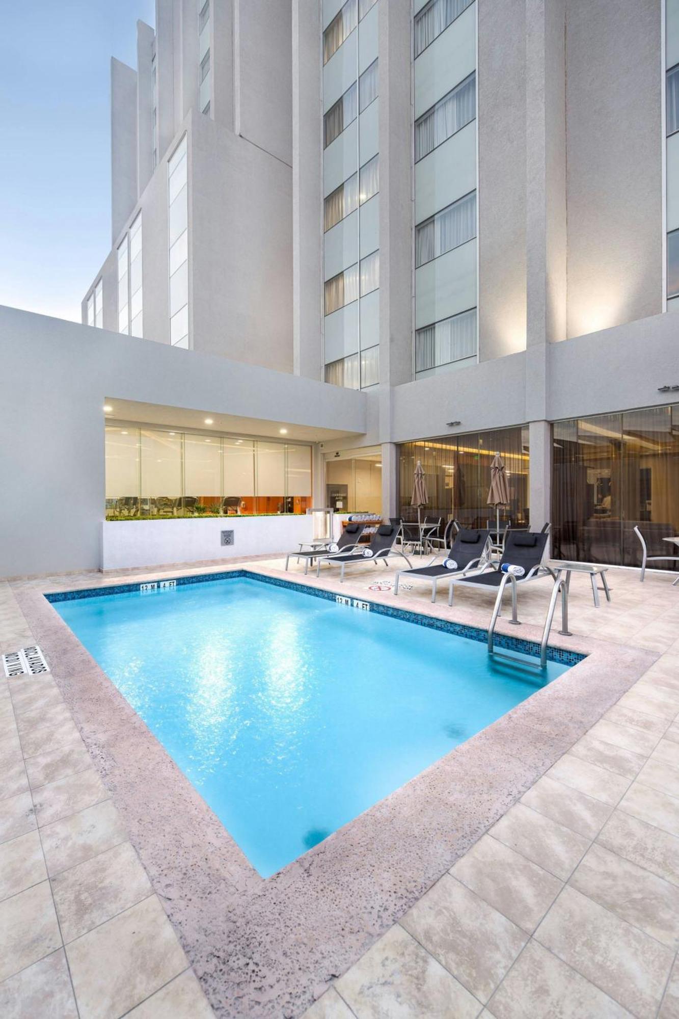 Courtyard By Marriott Saltillo Kültér fotó
